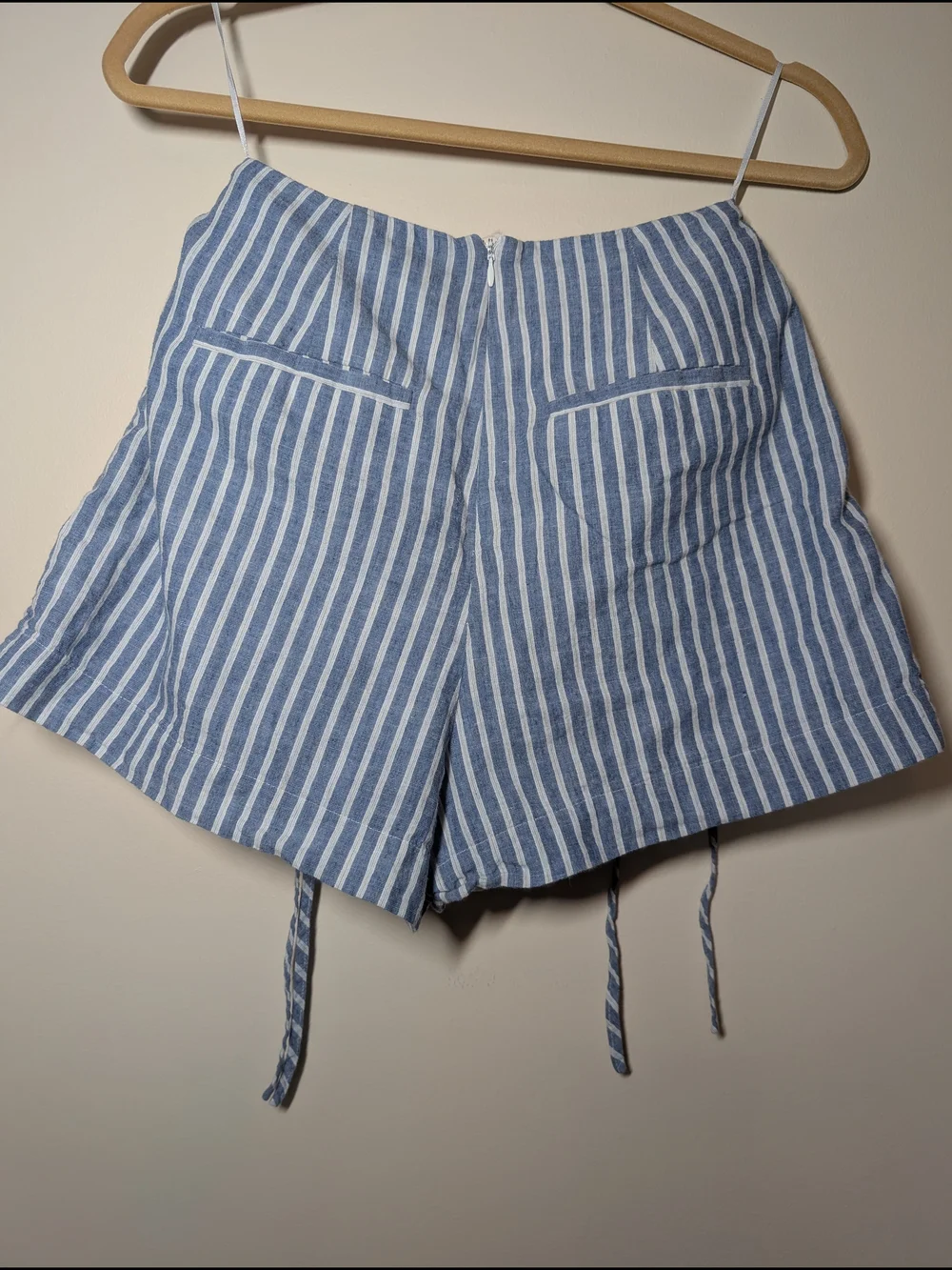 Guess Blue & White Striped Lace-Up Shorts Skort Womens Small